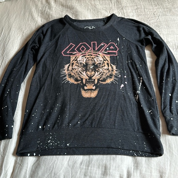 Chaser LOVE Tiger Long Sleeve Knit Top Size Small - Picture 2 of 7